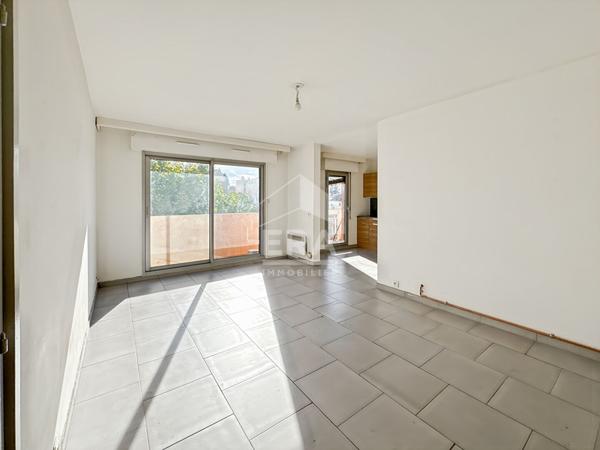 Vente, appartement type 2 de 46m2, balcon filant