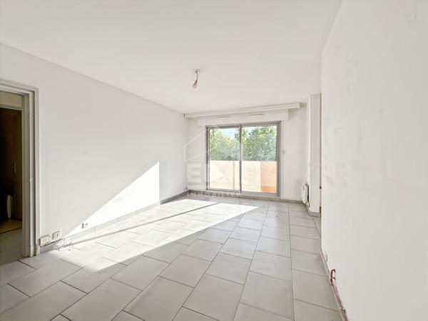 Vente, appartement type 2 de 46m2, balcon filant