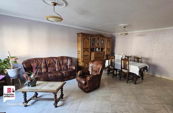 Maison de ville Saint Hilaire Du Harcouet 6 pièce(s) 167 m2