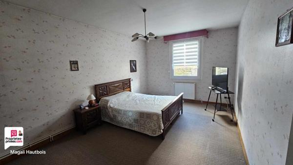 Maison de ville Saint Hilaire Du Harcouet 6 pièce(s) 167 m2