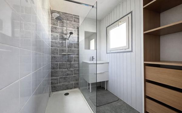 Appartement à vendre    3 pièces •  Miramas