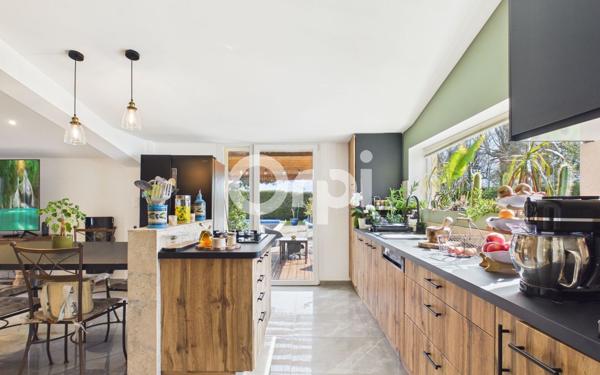 Maison à vendre    6 pièces •  Fayence