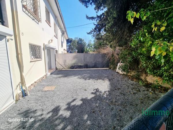 Exclusivité Frejus dans petite copropriété bel F3 neuf de 68m en rez de jardin avec jardin de 60m et place de  Fréjus (83600)