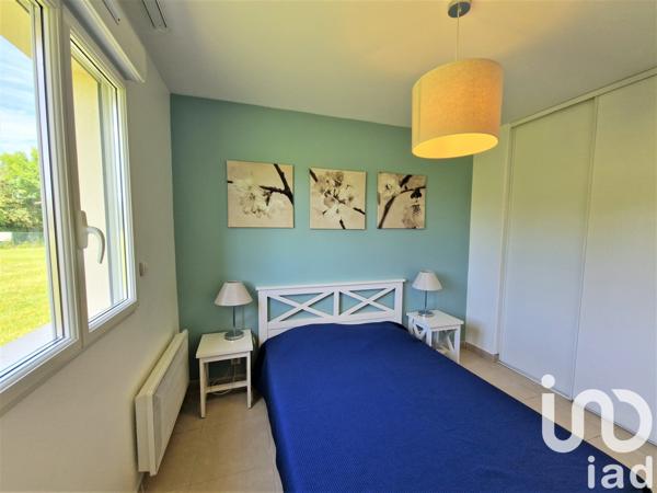 Appartement 2 pièces de 42 m² à Saint-Arnoult (14800)