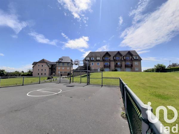 Appartement 2 pièces de 42 m² à Saint-Arnoult (14800)