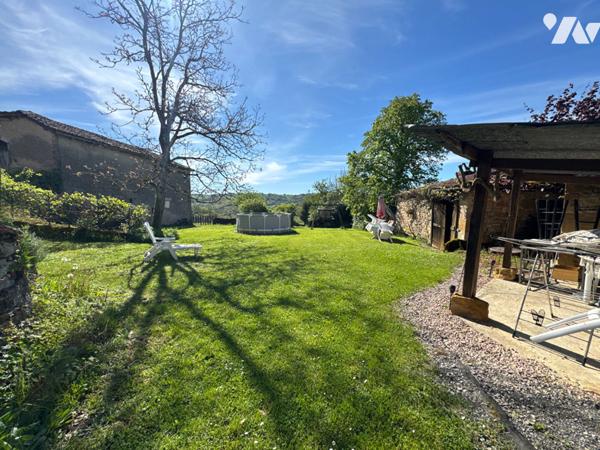 Charmant corps de ferme proche de Figeac