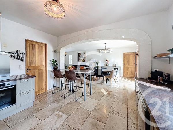 Maison à vendre  4 pièces - 157,13 m2 ST MARTIN DE CRAU - 13