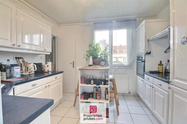 Appartement Le Mesnil Le Roi 4 pièce(s) 80.50 m2