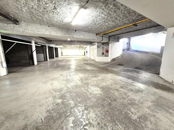 Appartement à vendre 3 pièces 131m² Cambrai (59400)