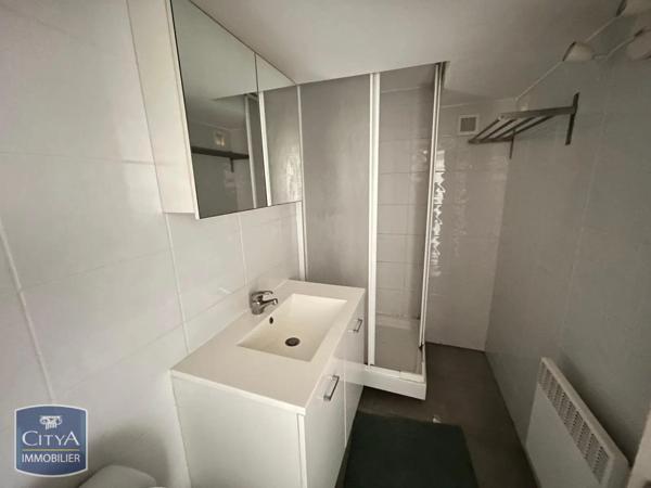 Appartement à louer 1 pièce 21m² Valenciennes (59300)