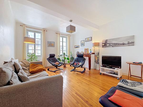 Maison de Village d'Exception au Coeur du Centre Historique de Castanet-Tolosan