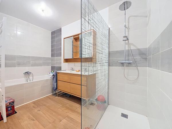 Maison de Village d'Exception au Coeur du Centre Historique de Castanet-Tolosan