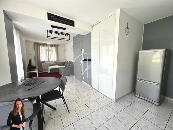 La Fare-les-Oliviers (13580) APPARTEMENT T4 - 72 m2 - Balcon - Garage - Cave