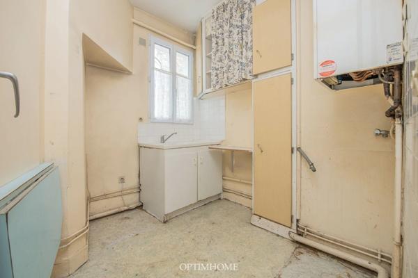 Appartement de 4 pièces / 70.4 m² - SAINT MANDE (94) proche Bois de Vincennes - Fort potentiel - A rénover