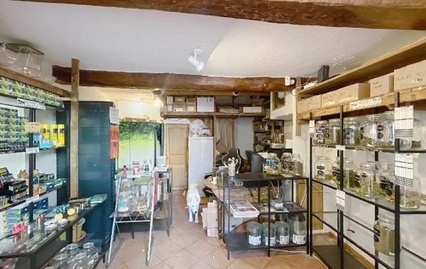 Vente Local commercial + boutique Castellane   