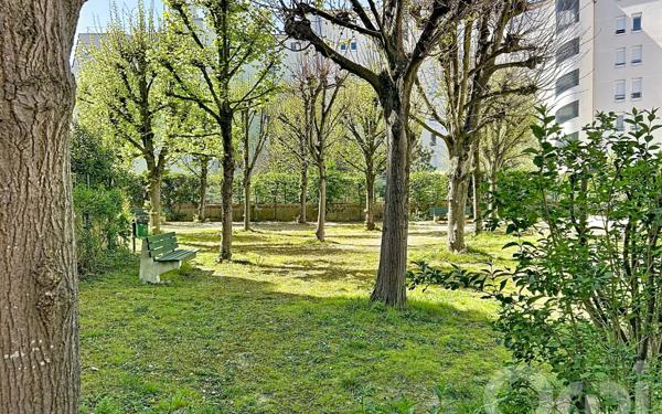 Appartement à vendre    2 pièces • 54,26 m2 Créteil