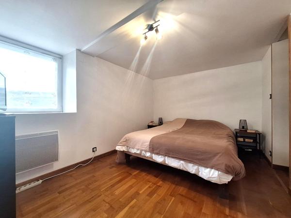 MAISON 7 PIÈCES AVEC JARDIN - BORDS DE LOIRE