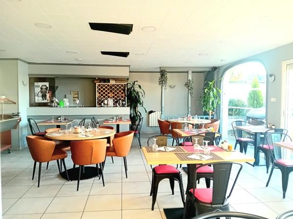 Fonds de commerce bar tabac restaurant à vendre Proche de CAEN (14)
