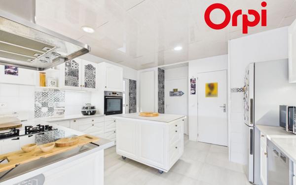 Maison à vendre    5 pièces •  Bernay