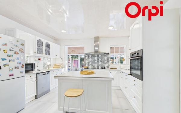 Maison à vendre    5 pièces •  Bernay