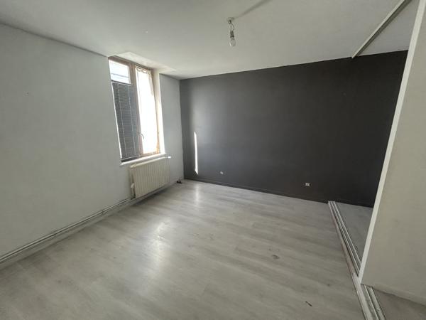 Maison 5 pièce(s) 4 chambre(s) 92 m²