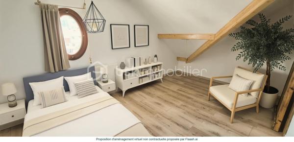🏡🏔️ GRAND APPARTEMENT DUPLEX – CENTRE VILLAGE D’ALLOS – 110 m²
Au cœur du village d’Allos, idéalement situé en plein centre, au-dessus du Carrefour Contact et à proximité immédiate de toutes les commodités, découvrez ce grand appartement en duplex de 110M² (97 m²en loi carrez), lumineux et agréable à vivre. 🌞🌿
Situé dans une commune dynamique été comme hiver, aux portes du Parc National du Mercantour et proche des stations du Seignus et de La Foux d’Allos, ce bien offre un cadre de vie idéal à la montagne. ⛷️🚵‍♂️
________________________________________
✨ DESCRIPTIF DU BIEN
•	Type : Appartement duplex 
•	Surface : 110 m² au sol
•	Exposition : Sud / Ouest ☀️ 
•	État général : bon état, remis au goût du jour 
________________________________________
🏡 AGENCEMENT
🔹 Rez-de-chaussée :
•	🛋️ Grand salon / séjour de 28 m², lumineux et convivial, 
•	🍽️ Cuisine séparée et équipée, 
•	👗 Dressing / buanderie, 
•	🚽 Toilettes indépendantes. 
🔹 À l’étage :
•	🛏️ 3 chambres, 
•	🚿 Salle d’eau avec WC. 
________________________________________
🌄 EXTÉRIEUR & ANNEXES
•	🌞 Balcon exposé Sud/Ouest, 
•	🎿 Casier à skis, 
•	🅿️ Parking communal à proximité immédiate. 
________________________________________
🔧 CONFORT & POTENTIEL
•	Appartement très lumineux, 
•	Volumes agréables et fonctionnels, 
•	Bien entretenu et habitable immédiatement, 
•	Quelques travaux d’amélioration possibles : 
o	remplacement des menuiseries, 
o	rénovation des volets. 
👉 Un beau potentiel pour personnaliser ce bien à votre goût.
________________________________________
📍 ENVIRONNEMENT
•	🏡 En plein centre du village d’Allos, 
•	⛷️ Proche des stations de ski du Seignus et de La Foux d’Allos, 
•	🚵‍♂️ Activités été/hiver : ski, VTT, randonnée, nature, 
•	🌿 Aux portes du Parc National du Mercantour, 
•	💧 À proximité des Gorges du Verdon. 
________________________________________
✨ Un appartement spacieux et idéalement situé, parfait pour une résidence principale, secondaire ou un investissement locatif familial
📞 Pour plus d’informations ou organiser une visite, contactez-moi sans hésiter 😊