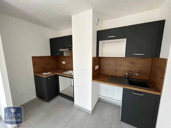 Appartement à louer 3 pièces 63.3m² Tours (37200)