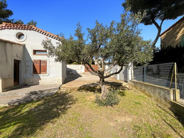 Maison 3 pièces d'environ 104 m2 avec terrain et garage à Carry-le-Rouet 13620