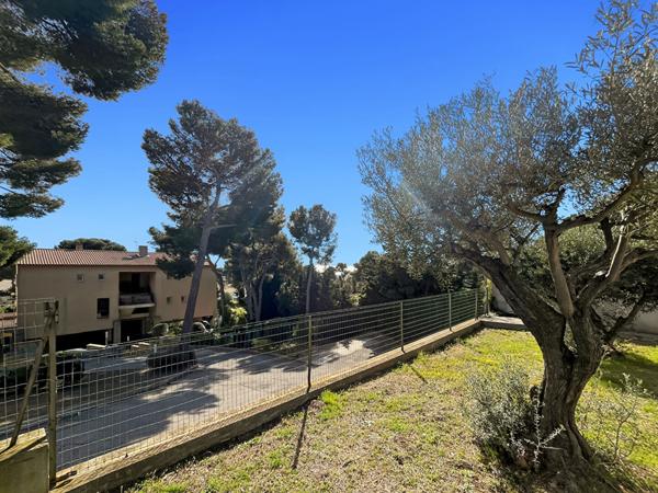 Maison 3 pièces d'environ 104 m2 avec terrain et garage à Carry-le-Rouet 13620