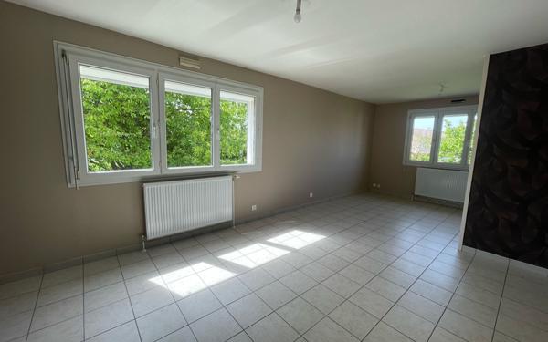 Maison à louer    3 pièces •  Fessenheim