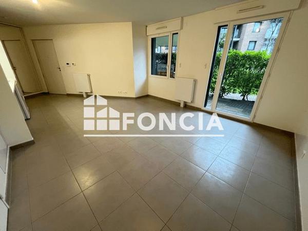 Location Studio 32.72 m² - 11 CHEMIN DE LA COTE SAINTE CATHERINE Le Plessis Robinson 92350