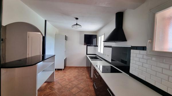 Villa à vendre 6 pièces SAINT CHRISTOL LES ALES (30)