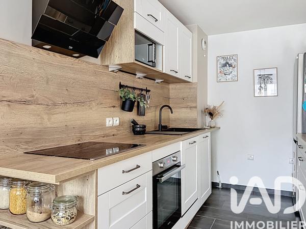 Appartement à vendre 3 pièces 69 m² Saint-Cyr-l'École