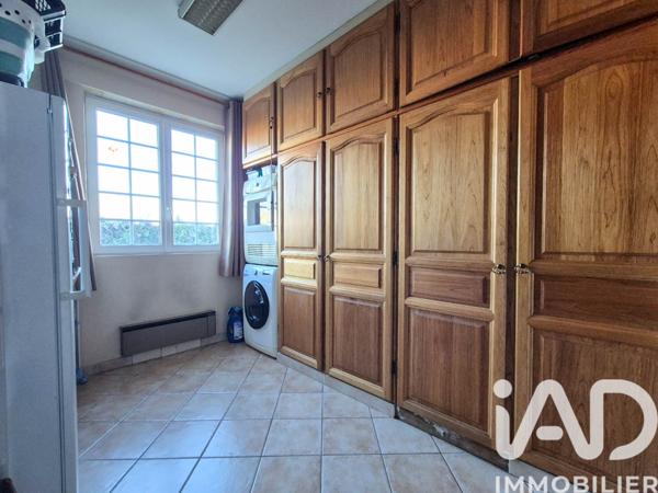 Maison à vendre 7 pièces 191 m² Bernes-sur-Oise