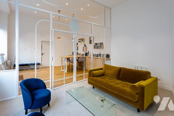 LILLE CENTRE OPEN SPACE DE 83M², GARAGE.