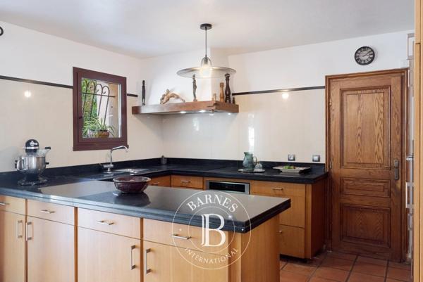 Vence, Villa 5 Chambres -  188 m² à vendre
