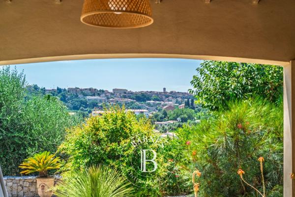 Vence, Villa 5 Chambres -  188 m² à vendre