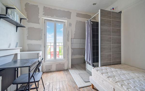 Appartement à vendre    1 pièce • 10,50 m2 Paris 11