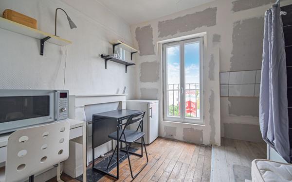 Appartement à vendre    1 pièce • 10,50 m2 Paris 11