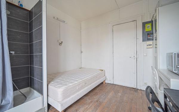Appartement à vendre    1 pièce • 10,50 m2 Paris 11