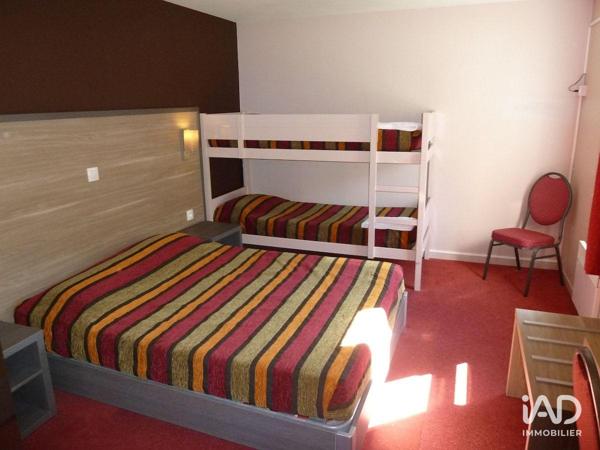 Hôtel-restaurant à vendre 1 750 m² Saint-Andiol