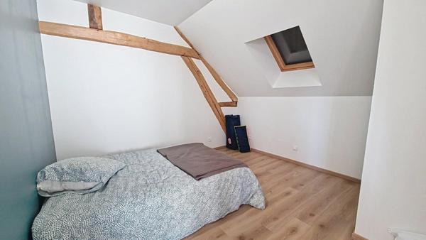 CORPS DE FERME SUR 6 000 m² SECTEUR ST VALERIEN