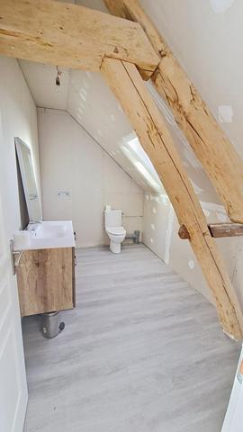 CORPS DE FERME SUR 6 000 m² SECTEUR ST VALERIEN