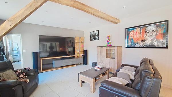 CORPS DE FERME SUR 6 000 m² SECTEUR ST VALERIEN