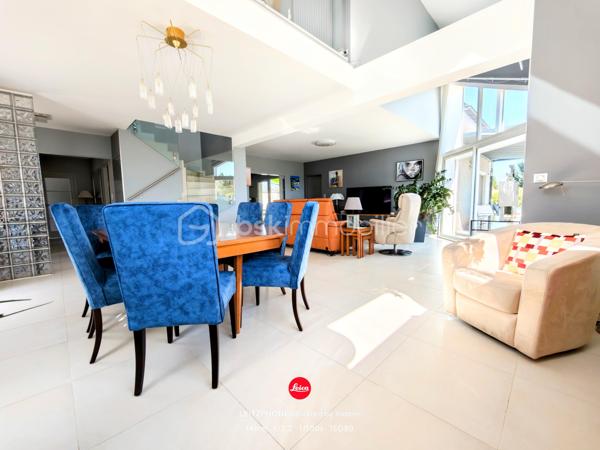 Maison de 251,42 m²