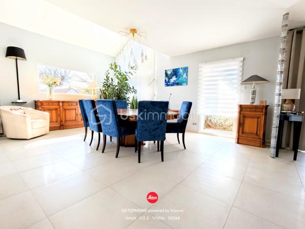 Maison de 251,42 m²