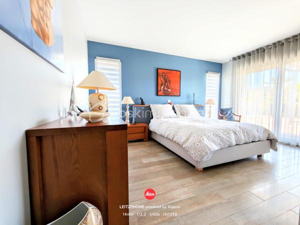 Maison de 251,42 m²