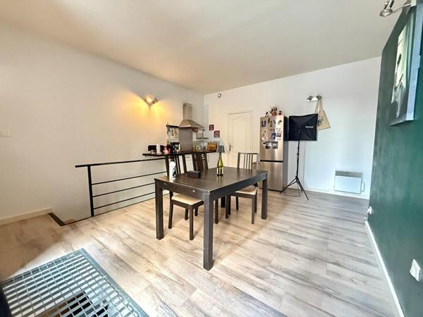 A VENDRE : T2 à LILLE • boulevard de la Liberté - Républiques Beaux Arts • 184 000 € FAI • Réf. 1611