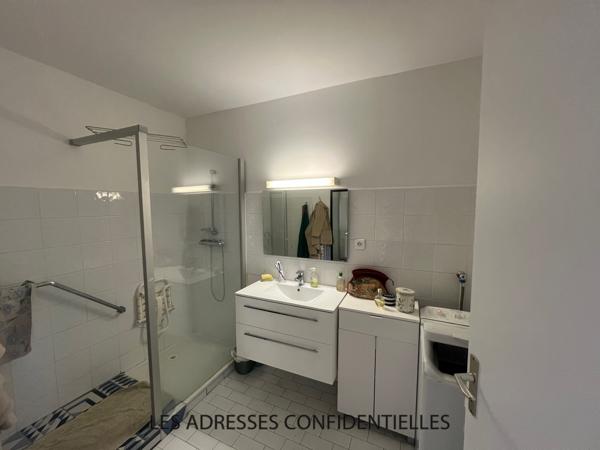 LYON 6ème - SECTEUR SAINT POTHIN - RESIDENCE SENIORS - T2 - BALCON.