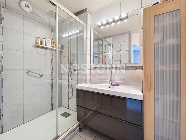 Beau 5 pièces de 93 m² avec balcon, parking et ascenseur à Chilly-Mazarin